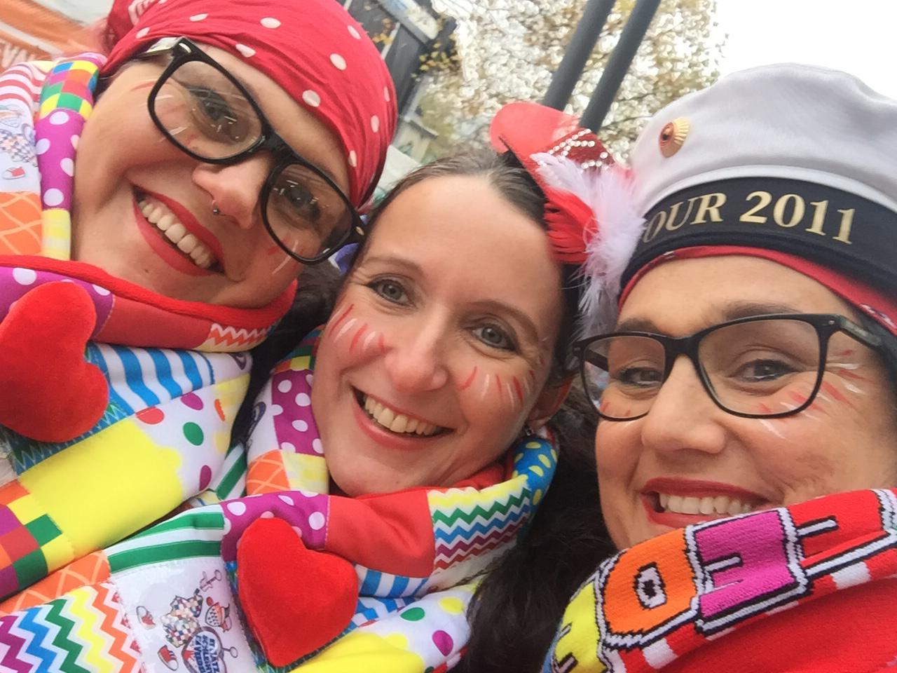 mit drei Frauen im Abenteuer Köln